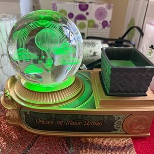 Wicked wax warmer by Scentsy